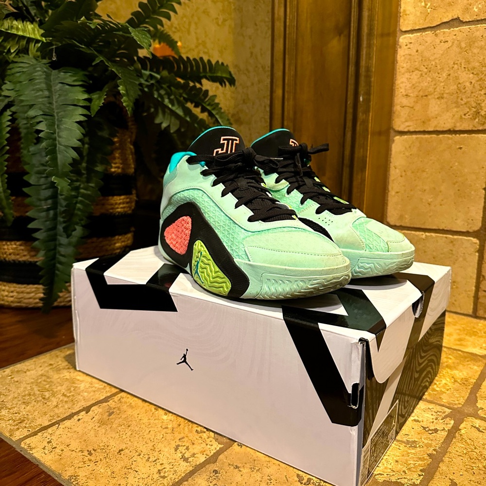 Jayson Tatum 2 “Mint” Size 11